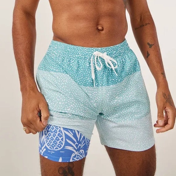 Chubbies “blue stripe spots” Blue Aqua Trunk Shirts 7” inseam Size Small - Picture 1 of 10